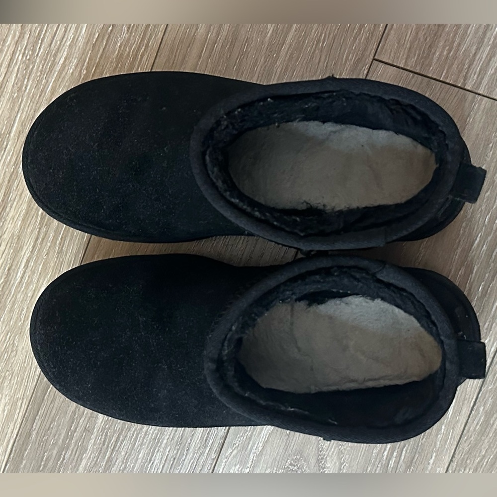 UGG Classic Ultra Mini Platform
